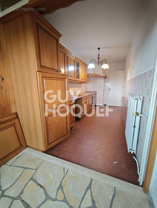 Appartement à MAINVILLIERS