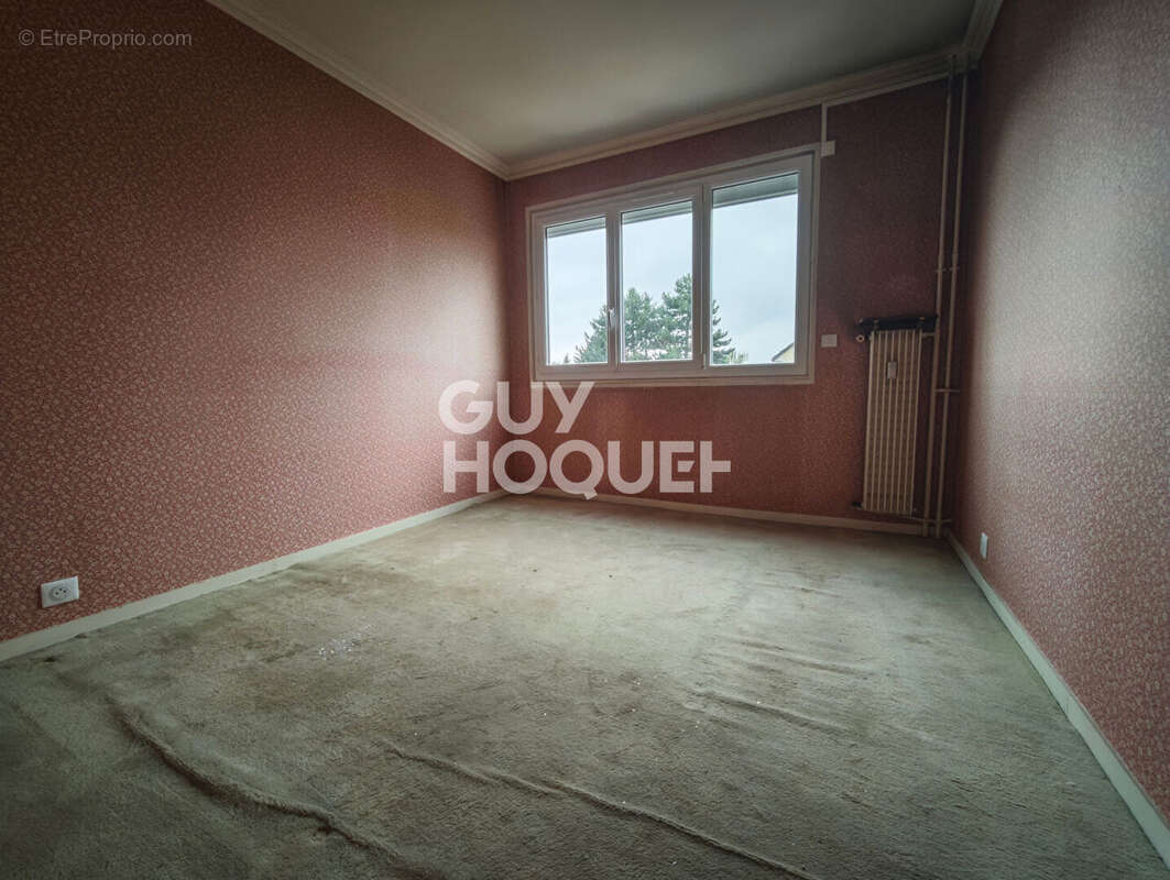 Appartement à MAINVILLIERS