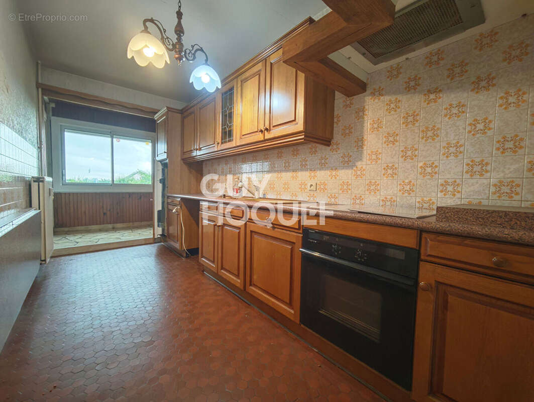 Appartement à MAINVILLIERS