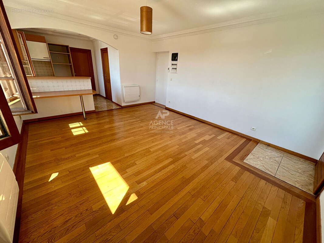 Appartement à CARRIERES-SOUS-POISSY