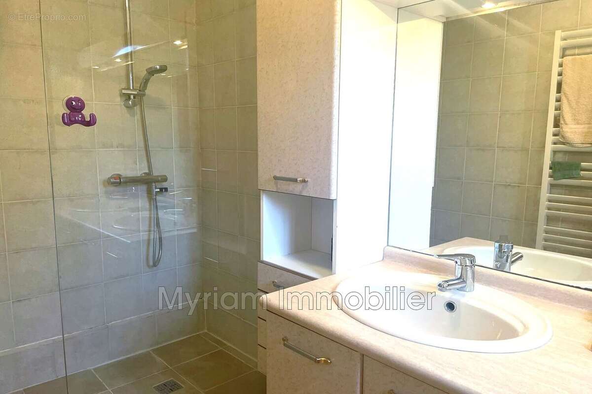 Maison à PEYMEINADE