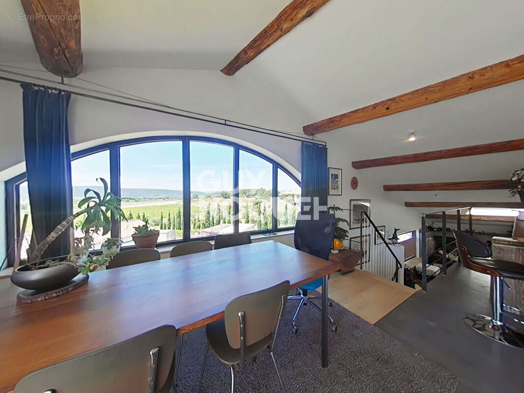 Maison à SAINTE-VALIERE