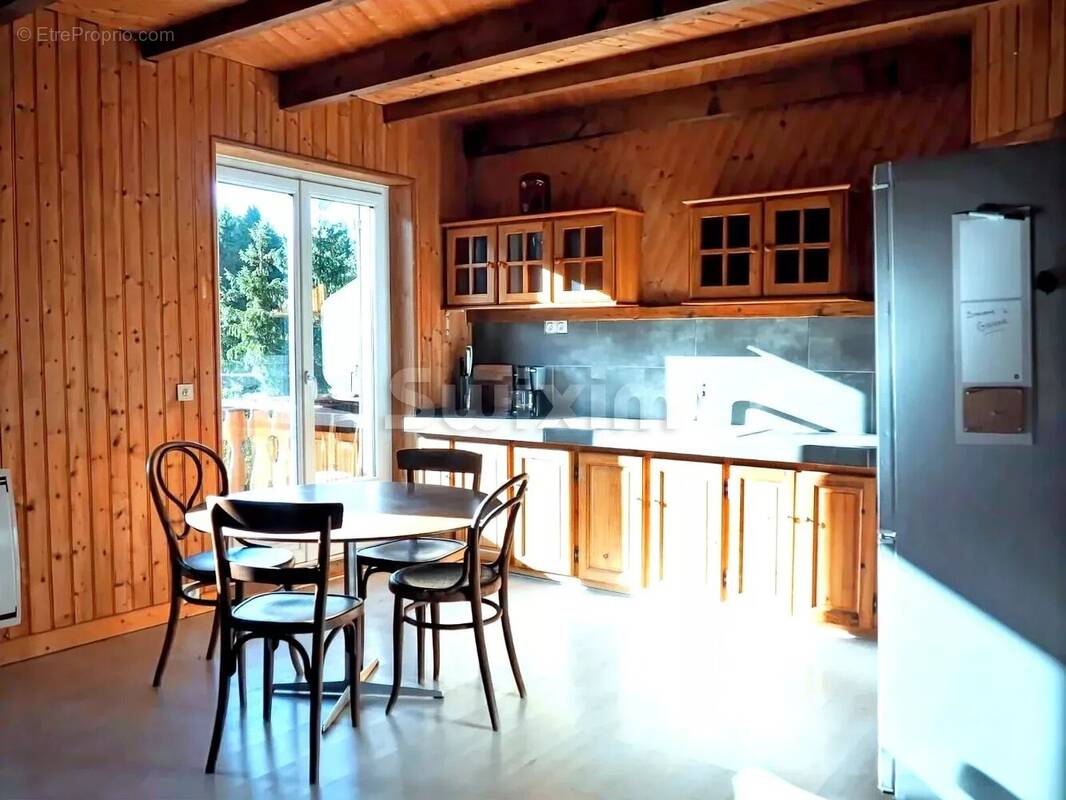 Appartement à SAINT-JEAN-DE-THOLOME