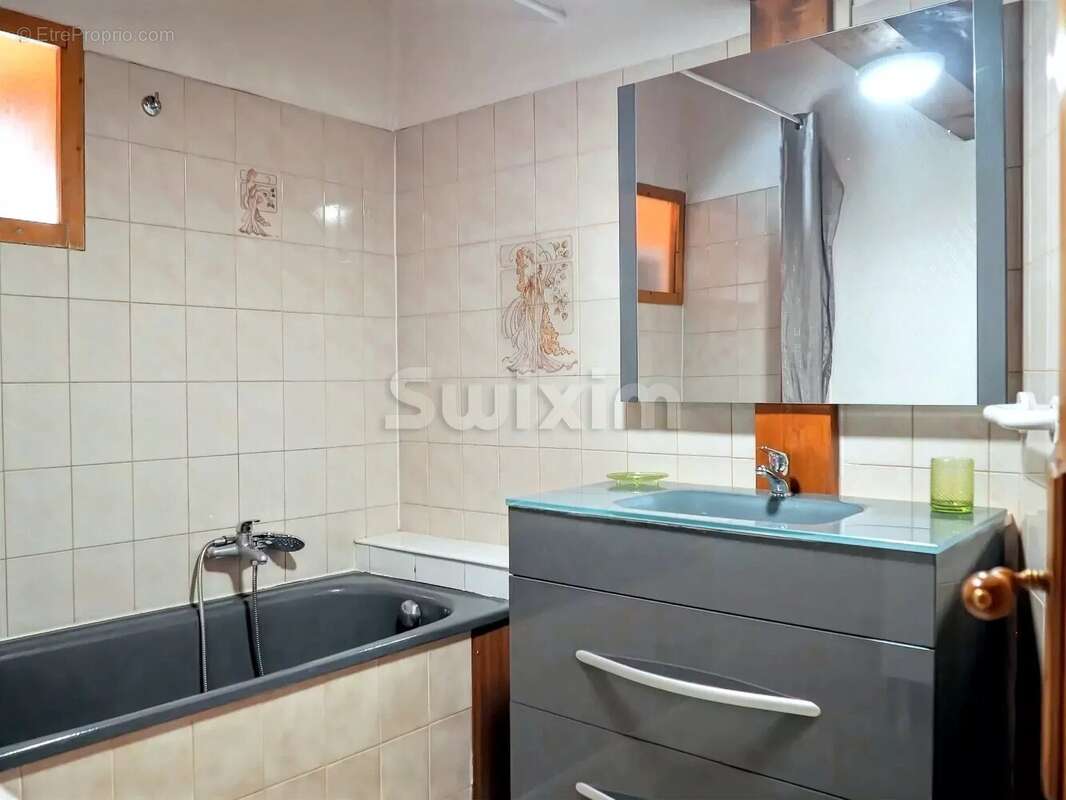 Appartement à SAINT-JEAN-DE-THOLOME