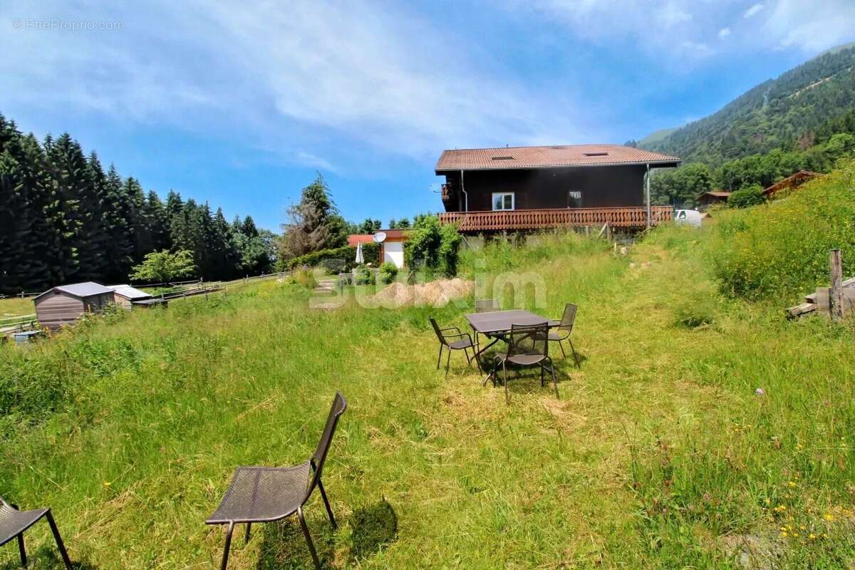 Appartement à SAINT-JEAN-DE-THOLOME