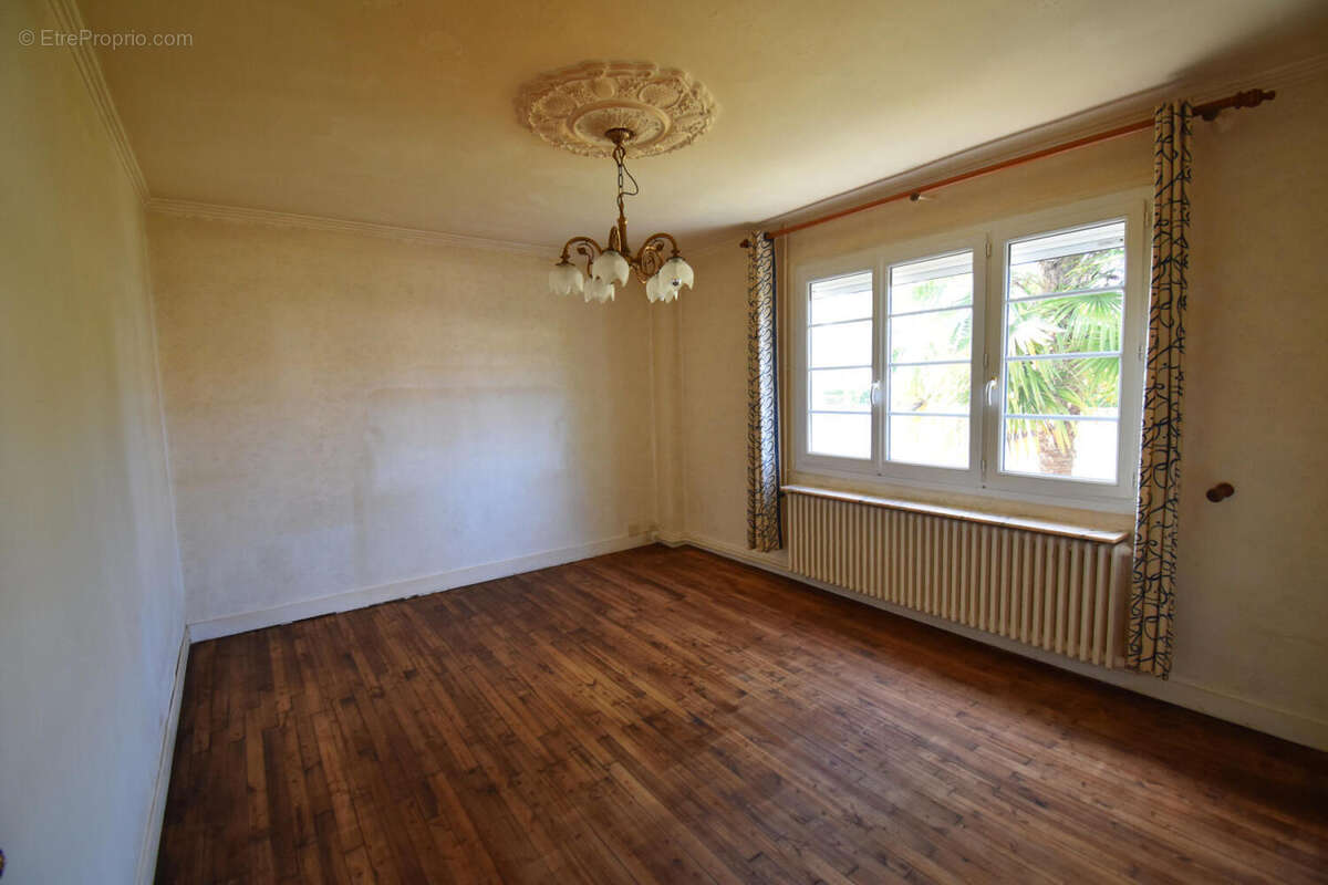 DSC_0033 - Maison à MAGNAC-SUR-TOUVRE