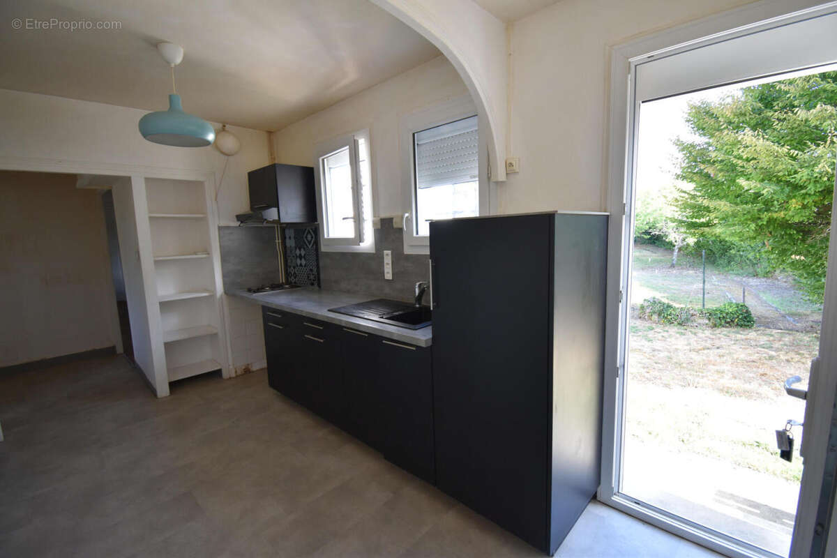 DSC_0041 - Maison à MAGNAC-SUR-TOUVRE