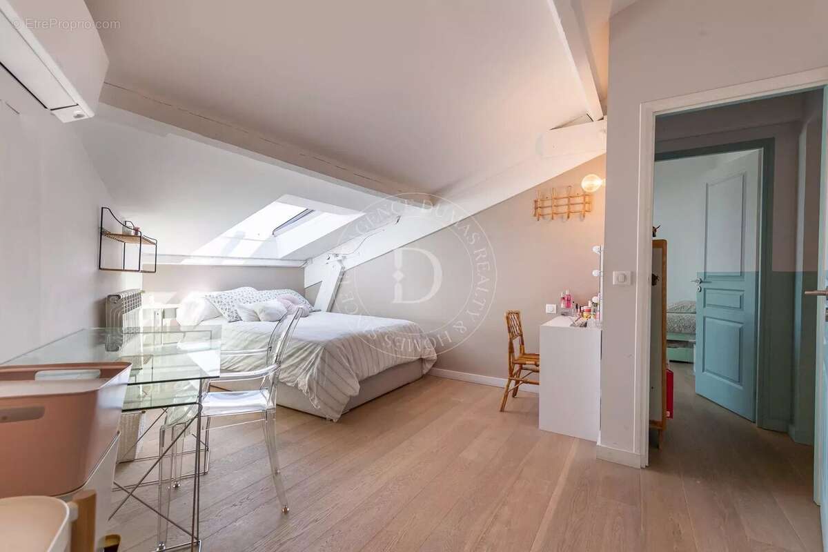 Appartement à BEAULIEU-SUR-MER