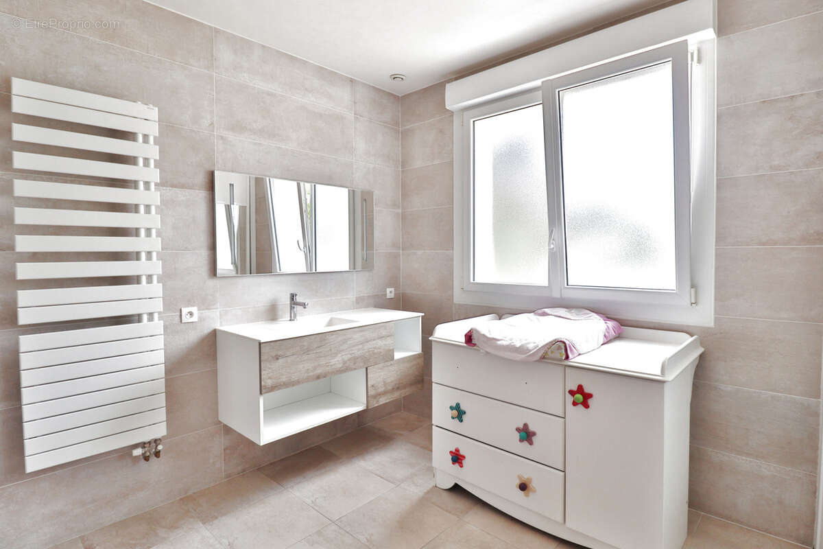 Maison à LUSIGNY-SUR-BARSE