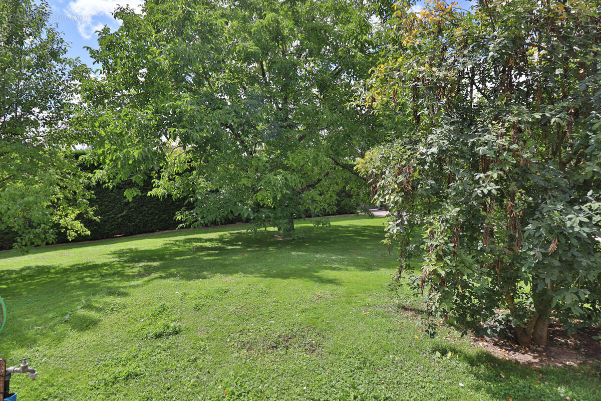 Maison à LUSIGNY-SUR-BARSE