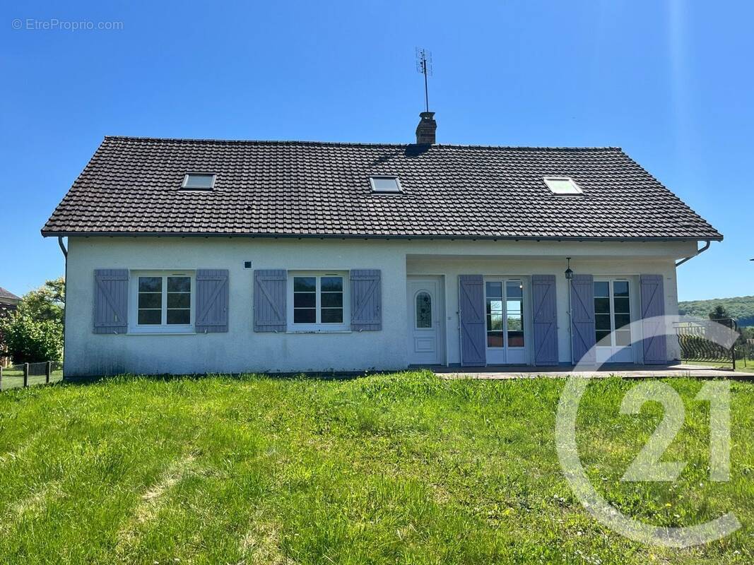 Maison à PREMERY