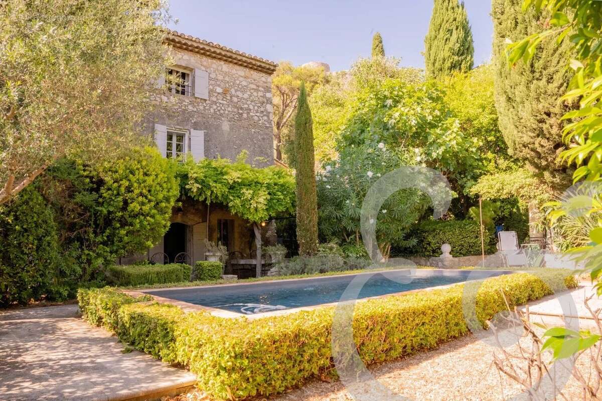 Maison à EYGALIERES