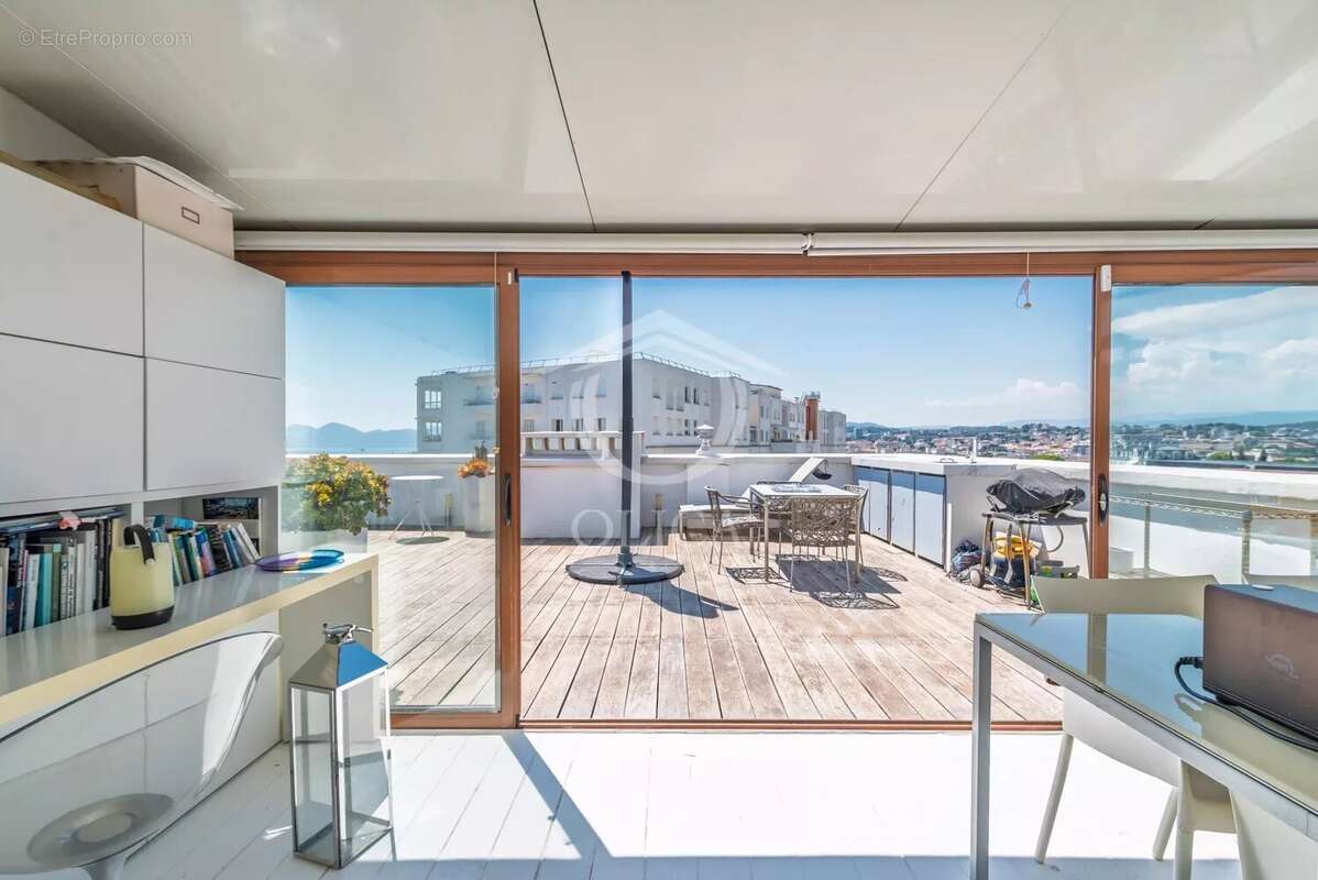 Appartement à CANNES