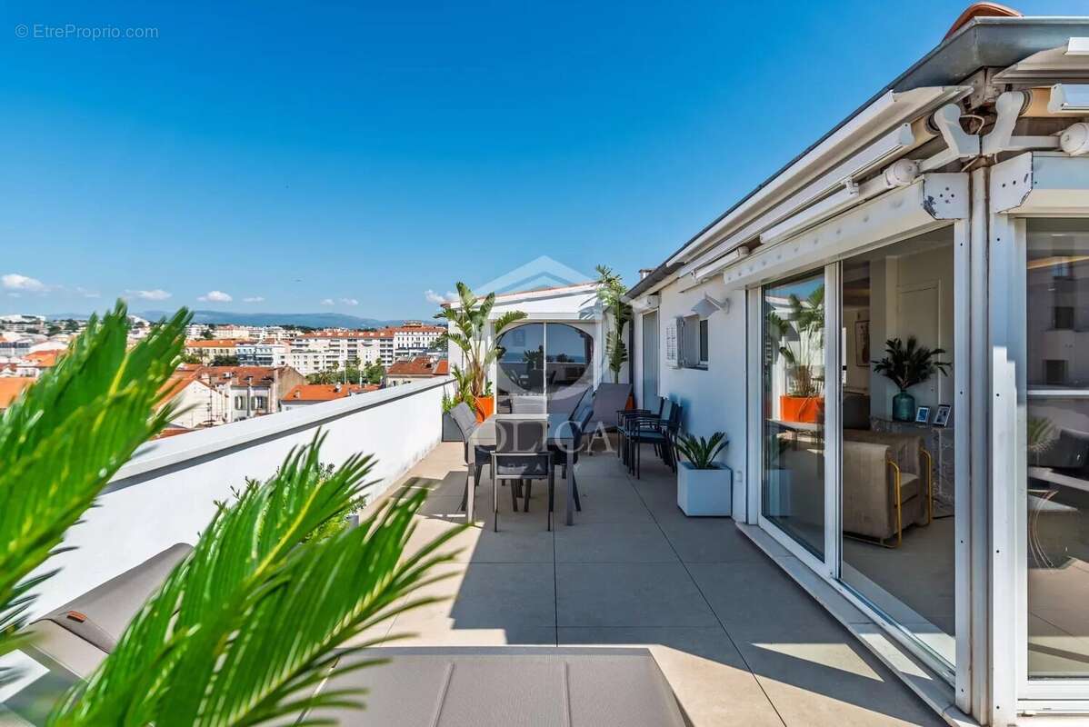 Appartement à CANNES