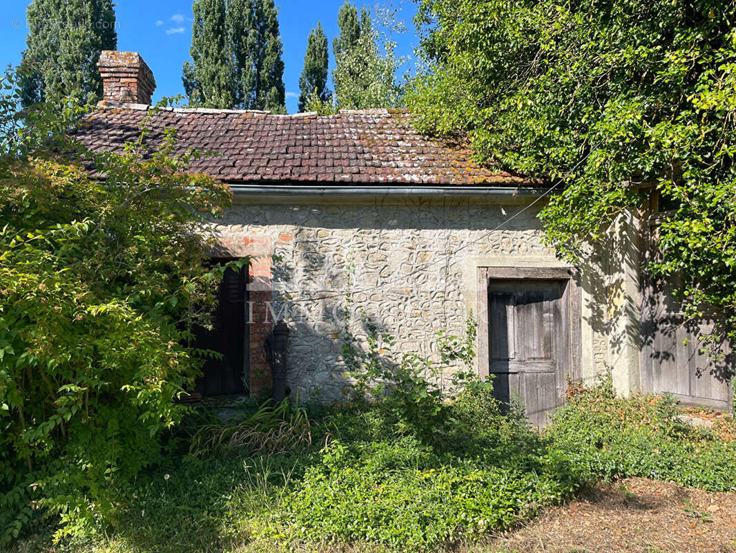 Maison à LOUZES