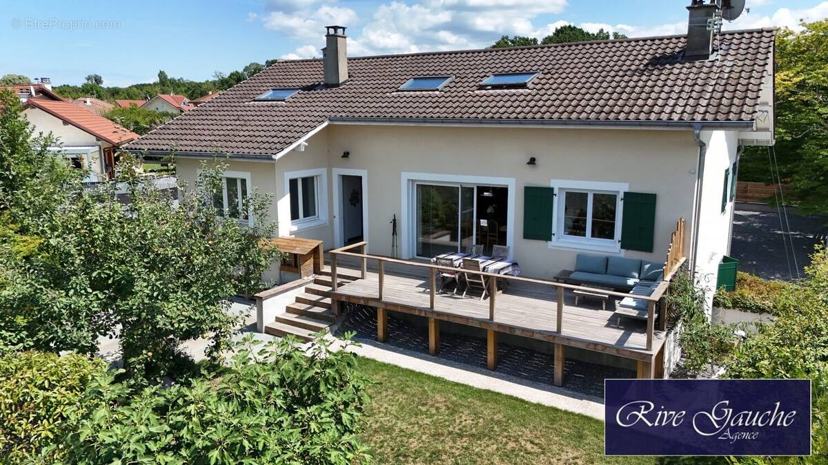 Maison à CHENS-SUR-LEMAN