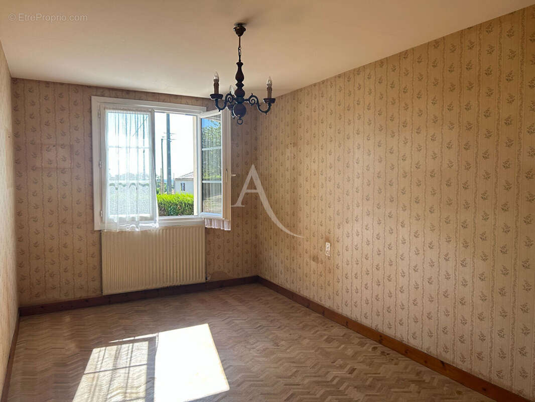 Maison à CHAILLE-LES-MARAIS