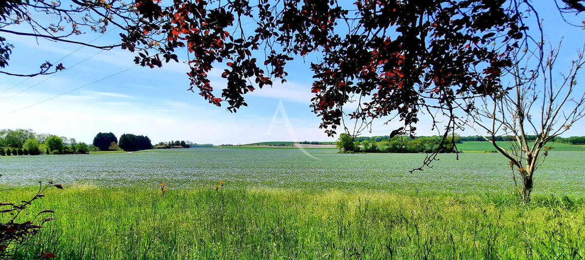 Maison à TUGERAS-SAINT-MAURICE