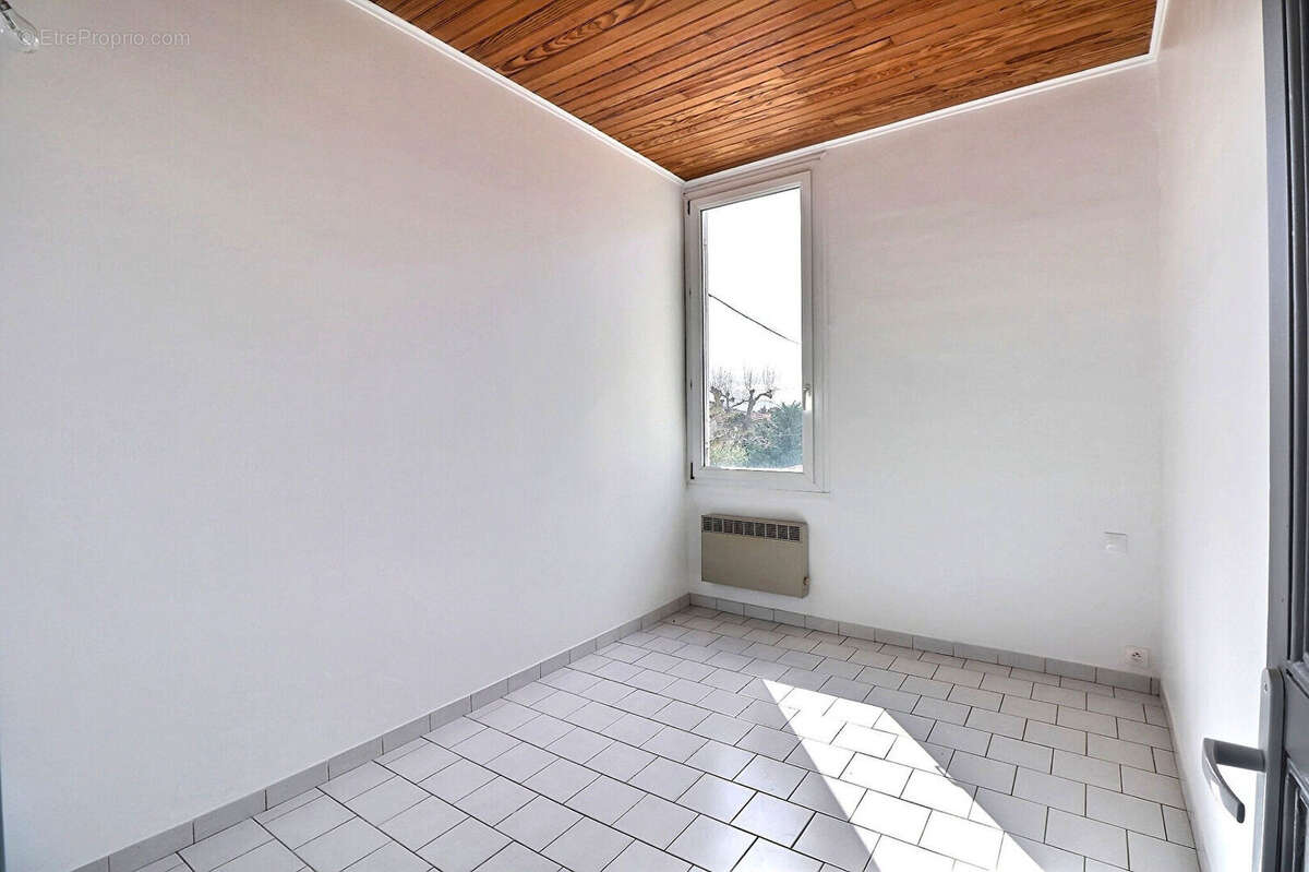 Appartement à MARSEILLE-12E