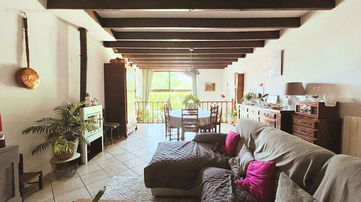 Maison à COLOMBIERS