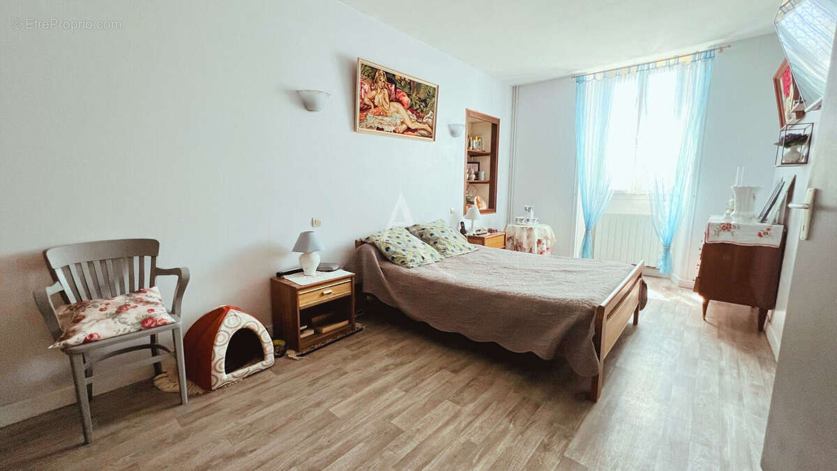 Maison à COLOMBIERS