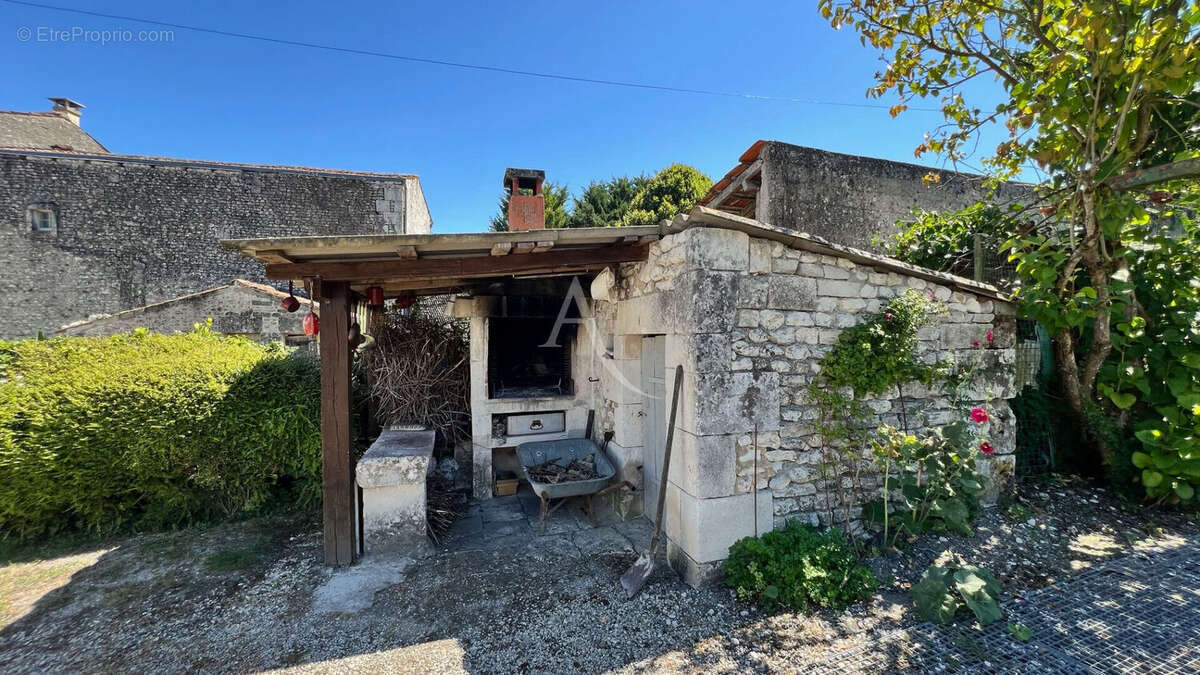 Maison à COLOMBIERS