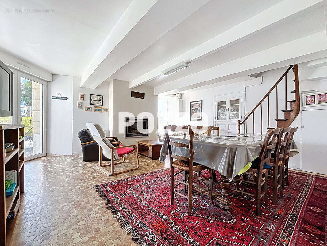 Maison à BRICQUEVILLE-SUR-MER