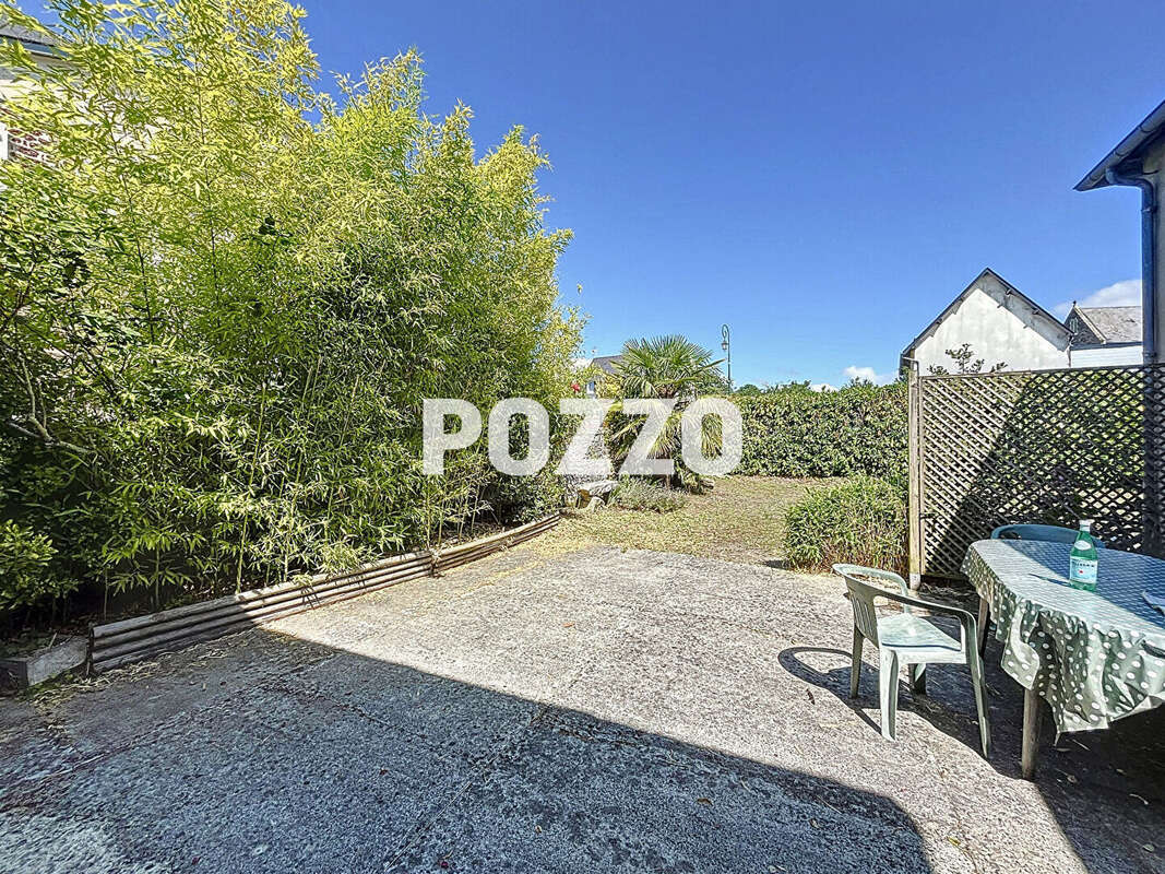 Maison à BRICQUEVILLE-SUR-MER