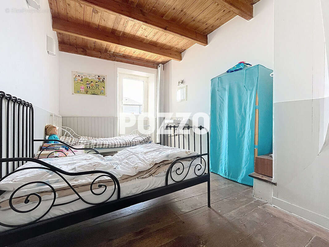 Maison à BRICQUEVILLE-SUR-MER