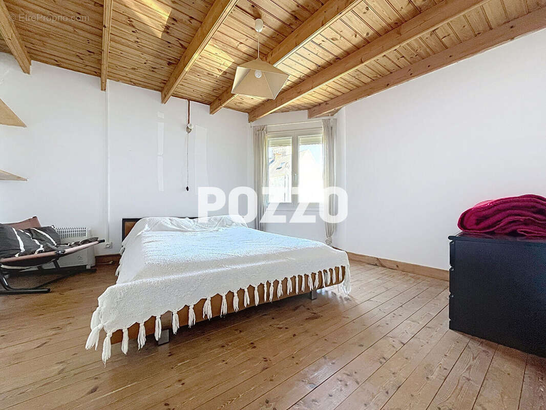 Maison à BRICQUEVILLE-SUR-MER