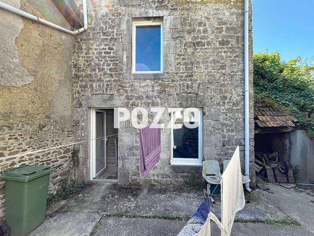 Maison à BRICQUEVILLE-SUR-MER