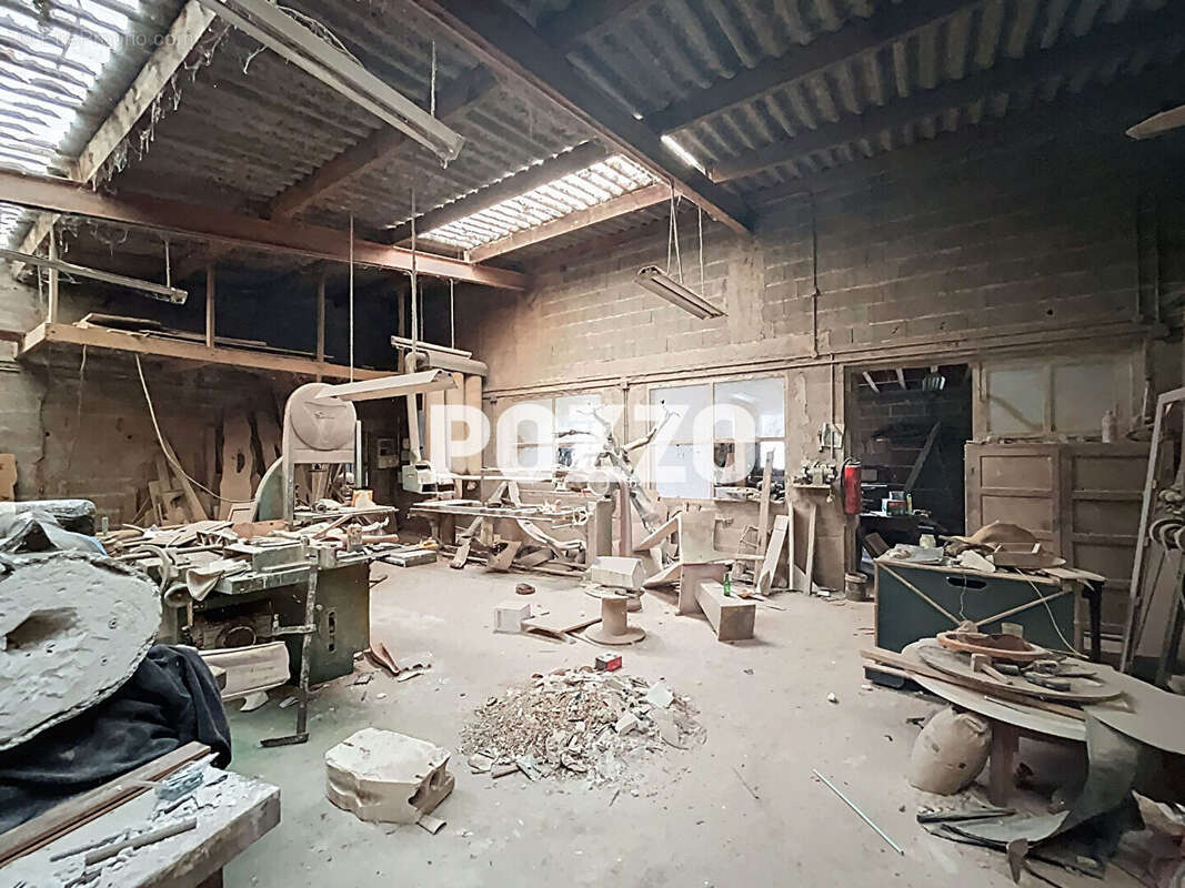 Commerce à TORIGNI-SUR-VIRE