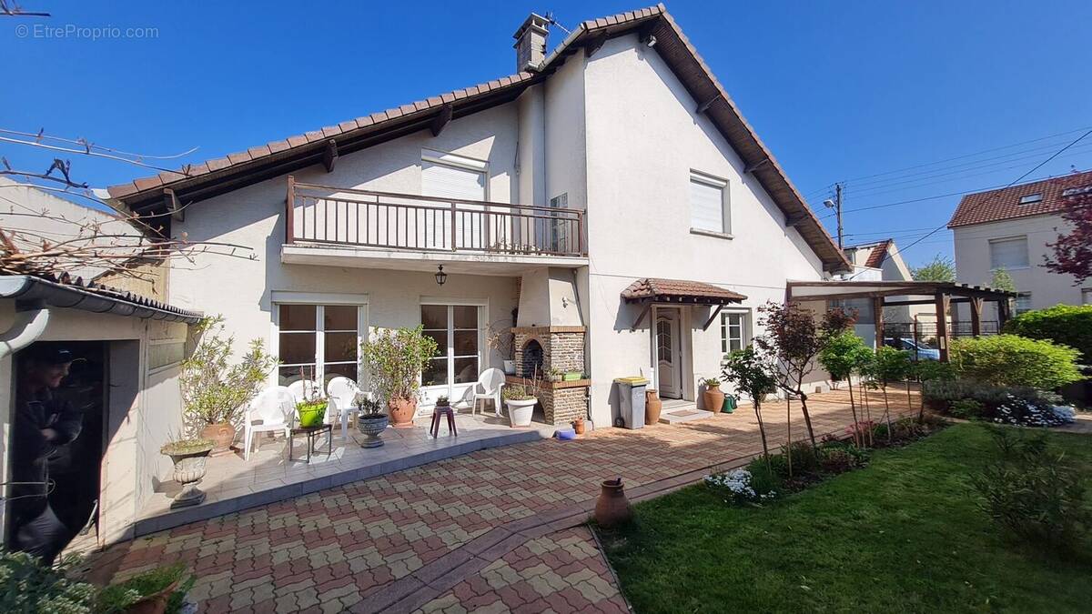 Maison à ARNOUVILLE-LES-GONESSE