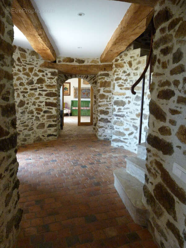 Maison à RUILLE-FROID-FONDS