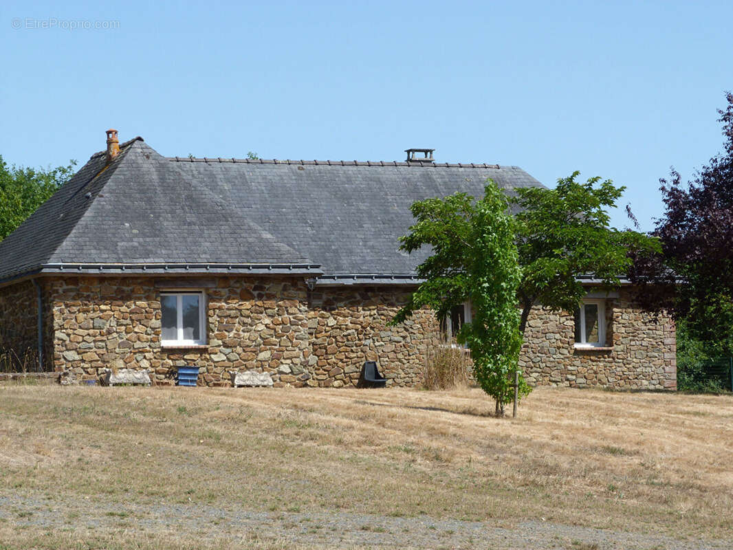 Maison à RUILLE-FROID-FONDS
