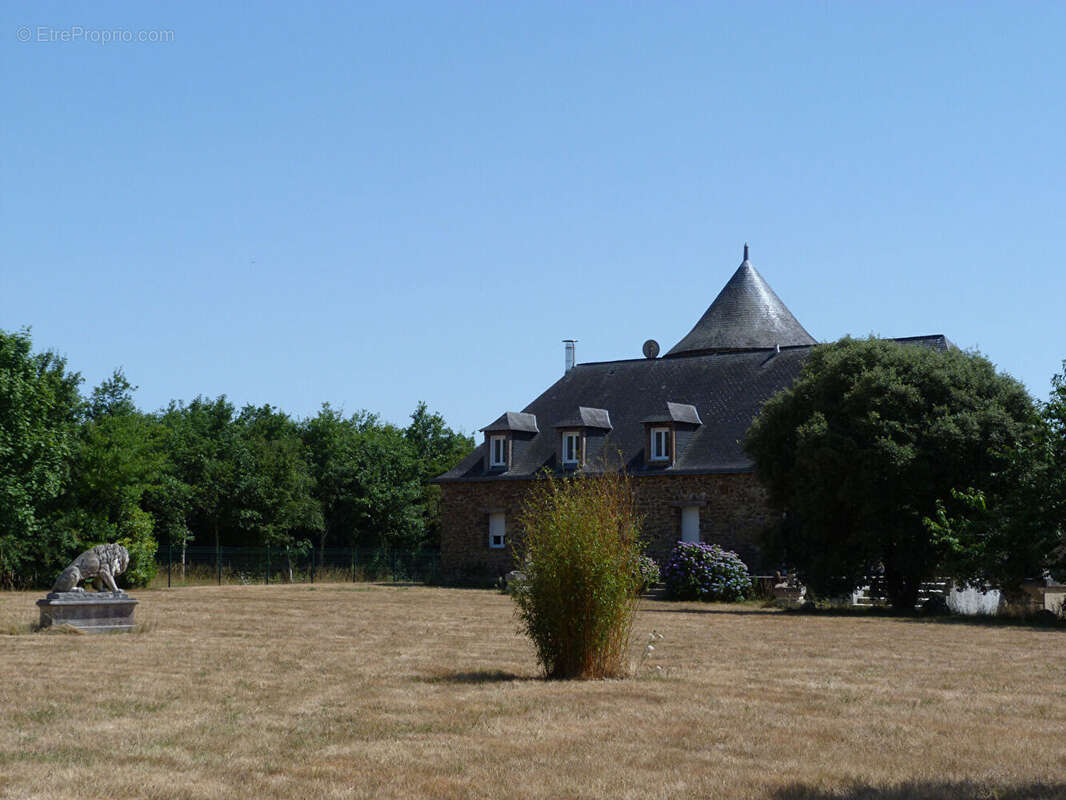 Maison à RUILLE-FROID-FONDS