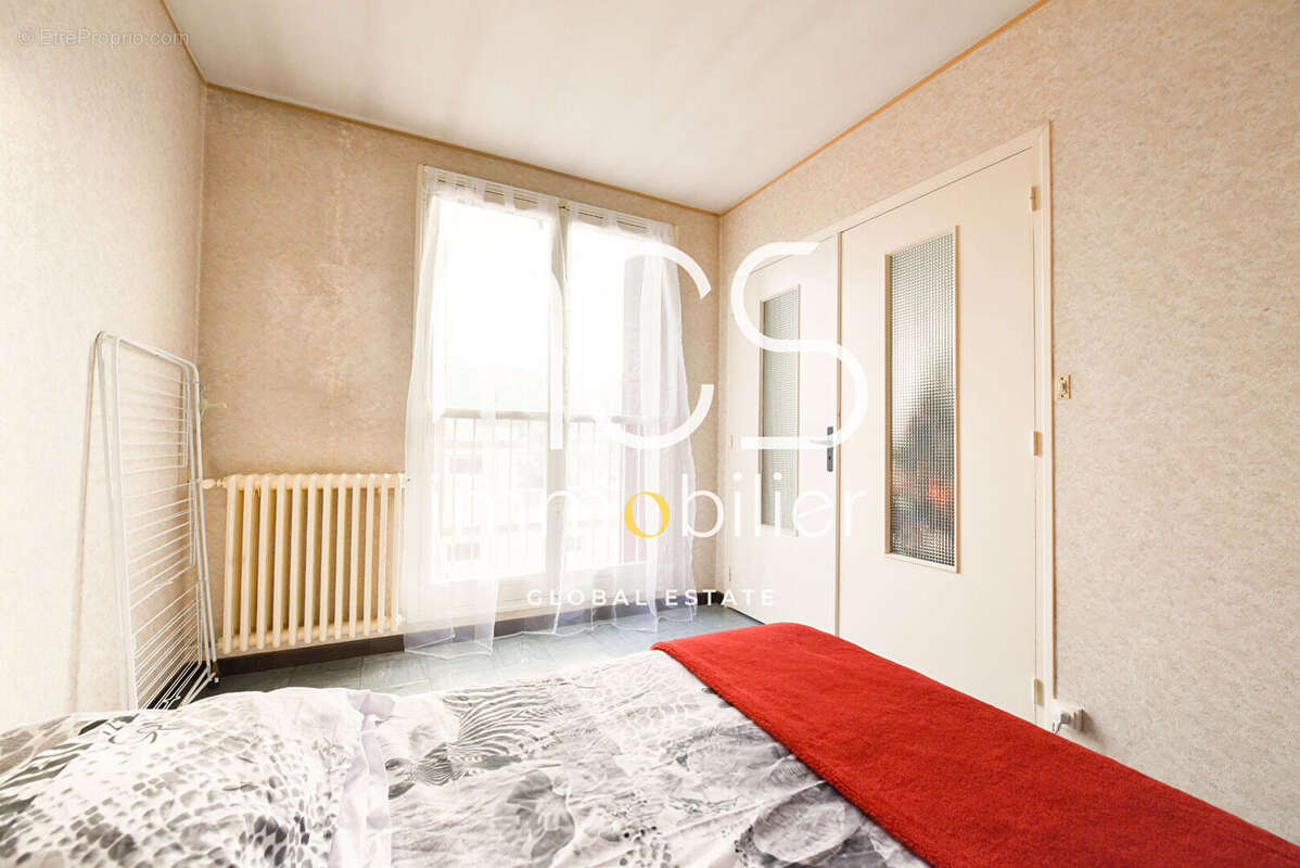 Appartement à CHATEAUNEUF-LES-MARTIGUES