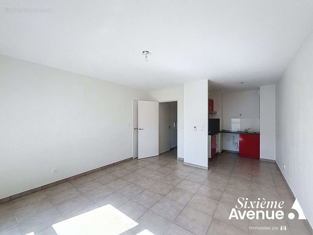 Appartement à LYON-8E