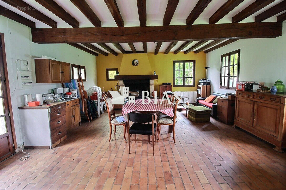 Maison à BOURG-ACHARD