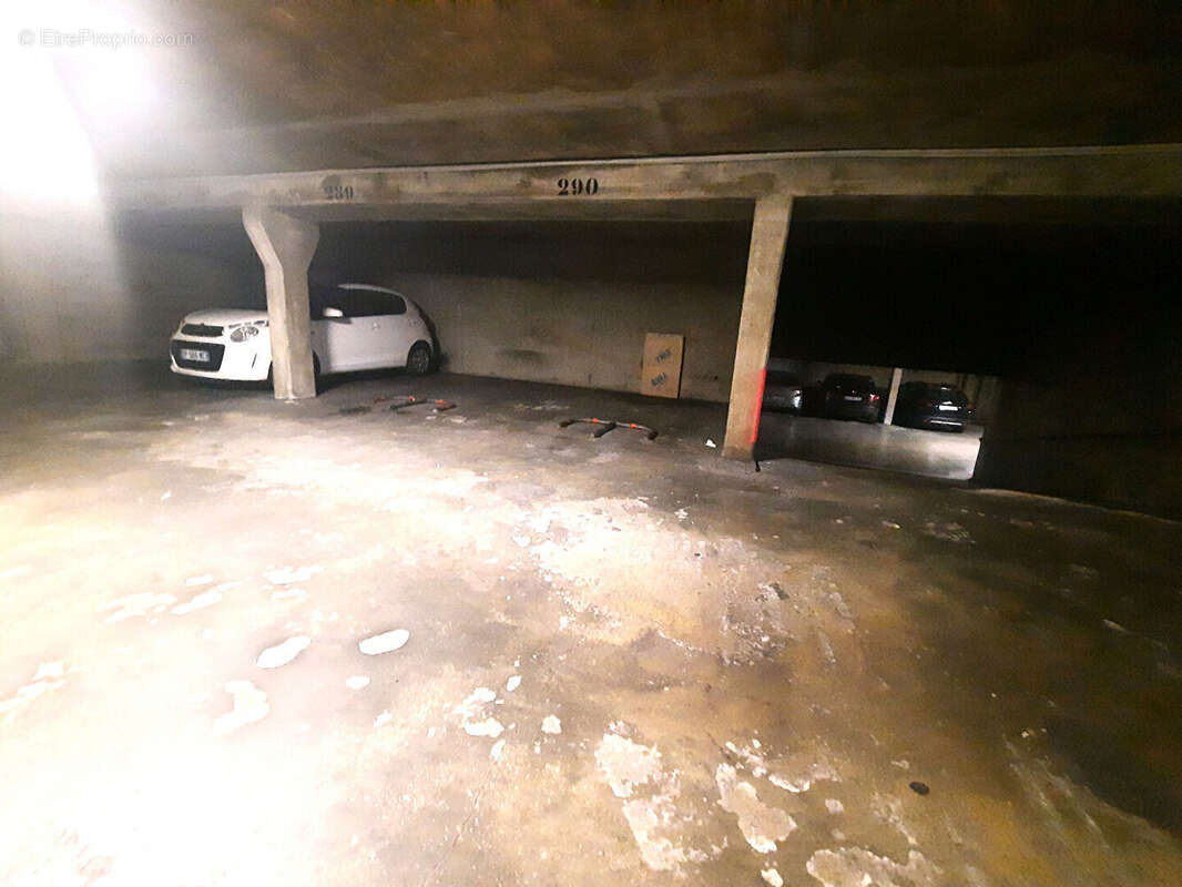 Parking à DIJON