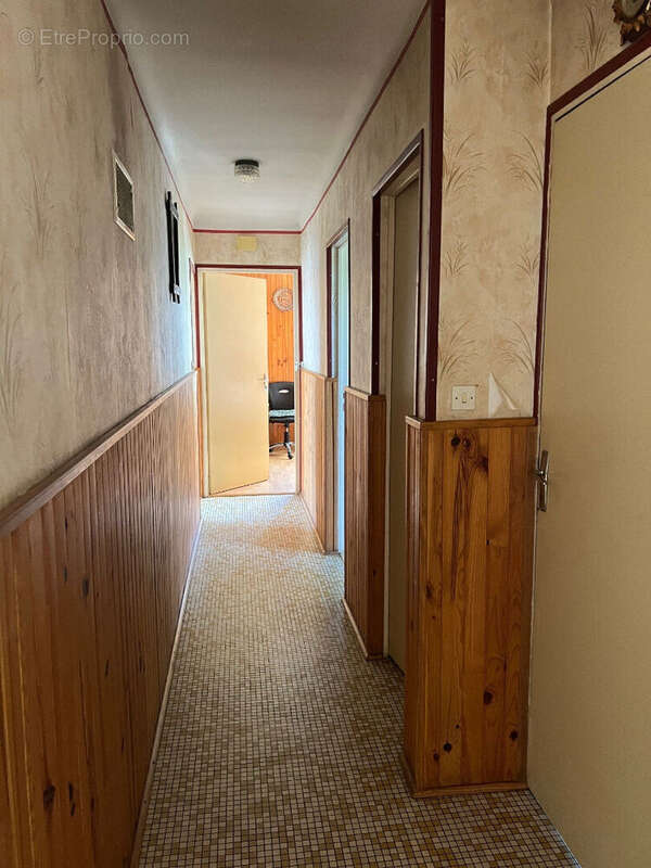 Maison à PARCAY-MESLAY