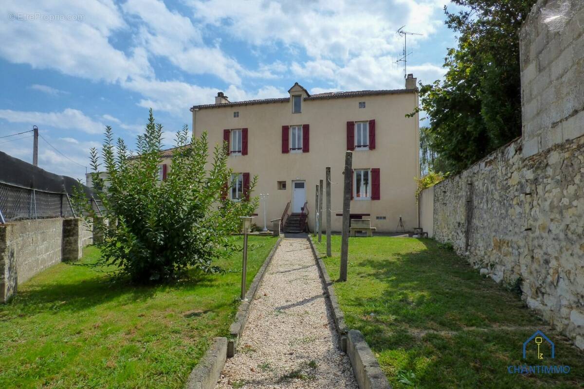 Maison à CHANTONNAY
