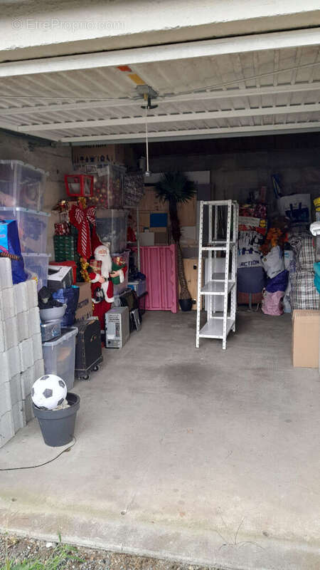 Parking à ROCHEFORT