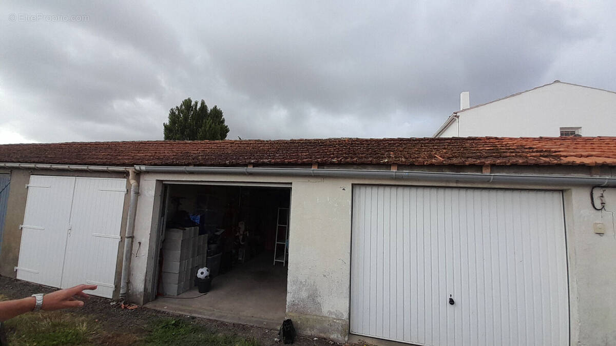 Parking à ROCHEFORT