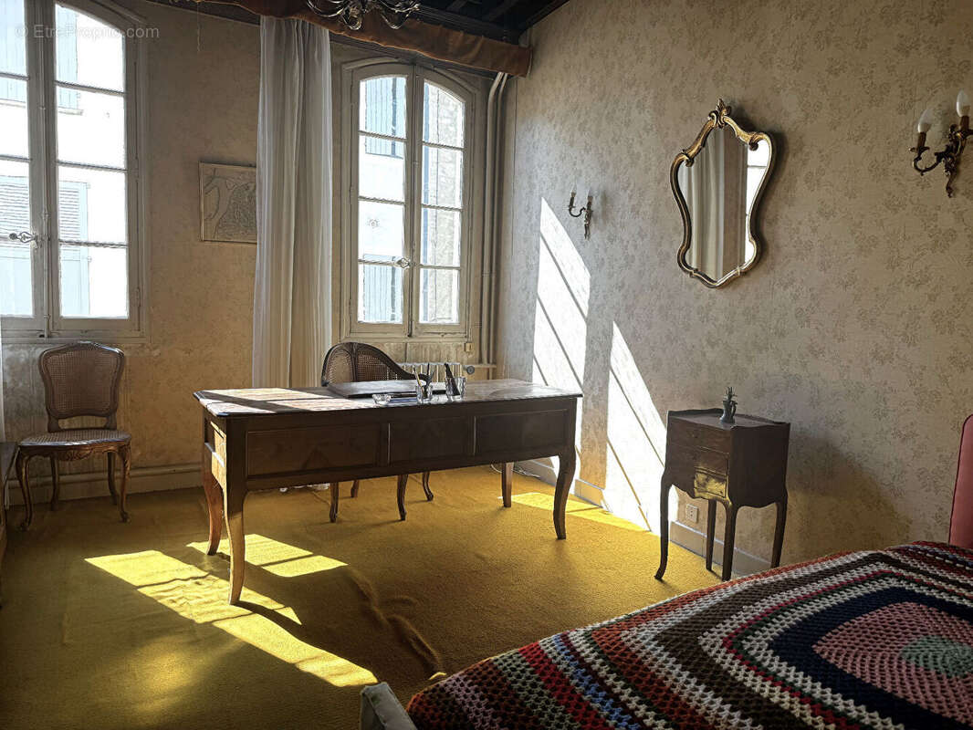 Maison à VILLENEUVE-LES-AVIGNON