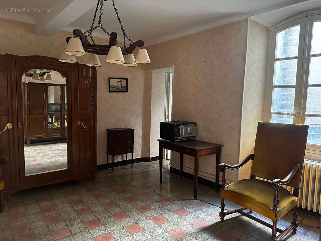 Maison à VILLENEUVE-LES-AVIGNON