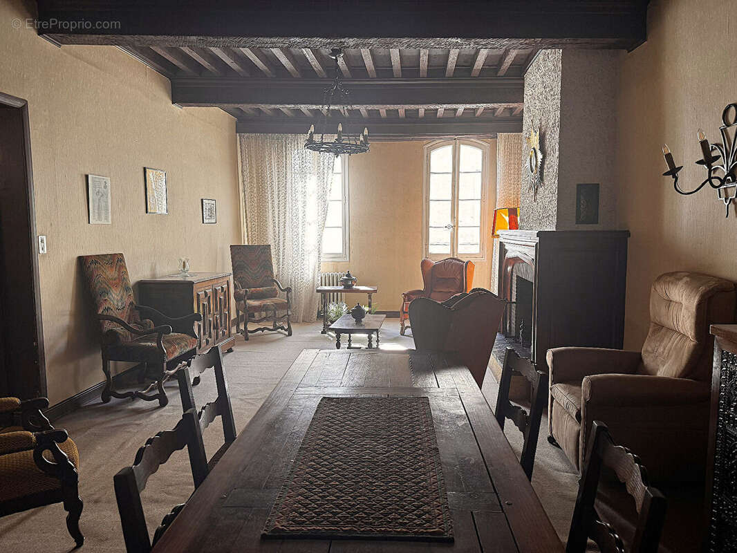 Maison à VILLENEUVE-LES-AVIGNON