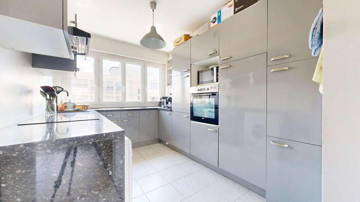 Appartement à LYON-7E