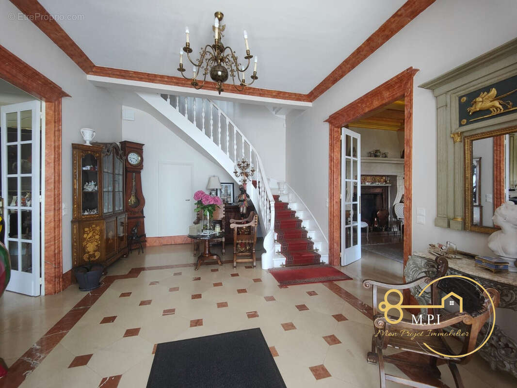 Autre à PONT-L&#039;EVEQUE