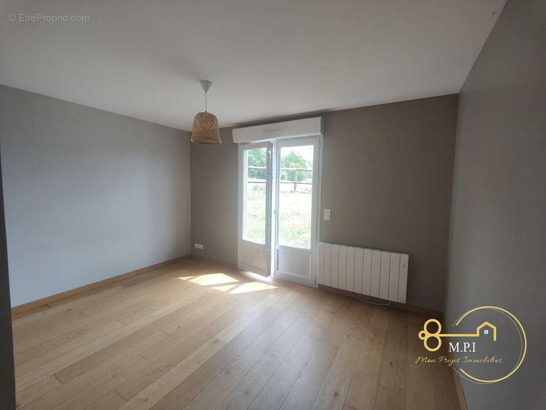 Maison à PONT-L&#039;EVEQUE